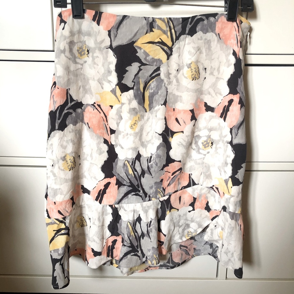 NWT Loft Floral Skirt, Size 2